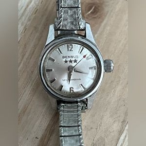 Benrus 3 Stars Ladies Watch Rare Vintage Self-Winding Silver Dial Stretch Band